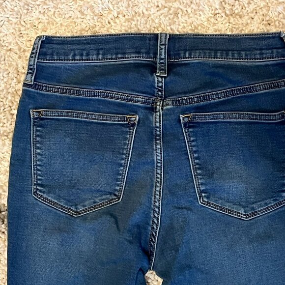 J. Crew 9" High-Rise Skinny Jeans size 27, Inseam 23 - Picture 7 of 11